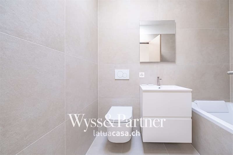 Caslano, 4,5-Zimmer-Duplex in Reihenhaus (10)