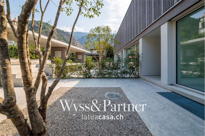 Tegna - central new build villa (12)