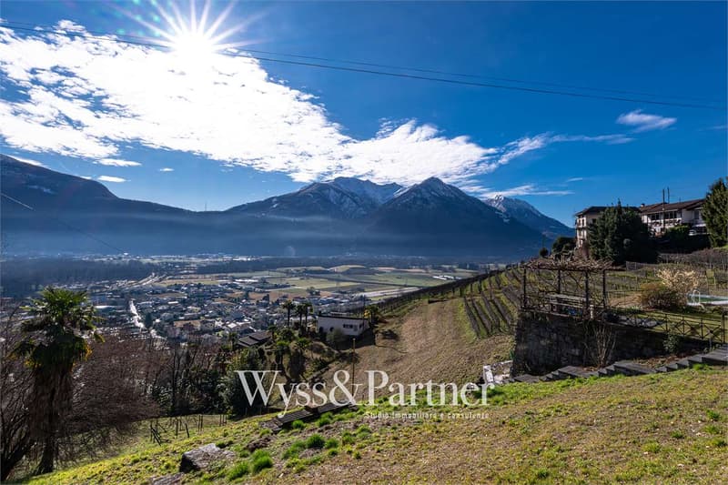 Agarone - Charming house on three levels with private garden and pool (1)