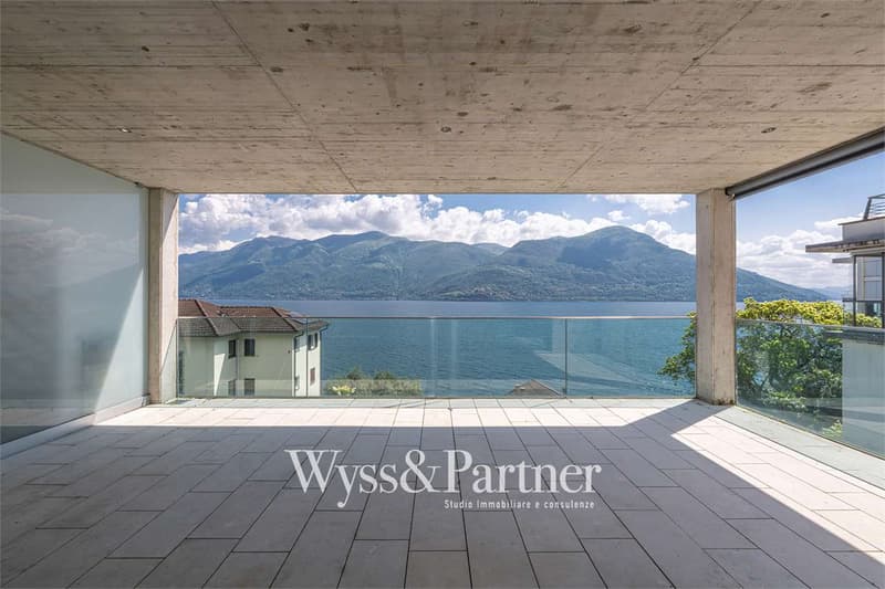 Brissago: ampio 3.5 locali moderno con splendida vista lago (5)