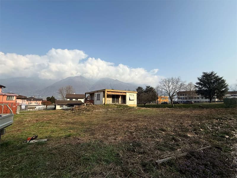Sale of building land (1)