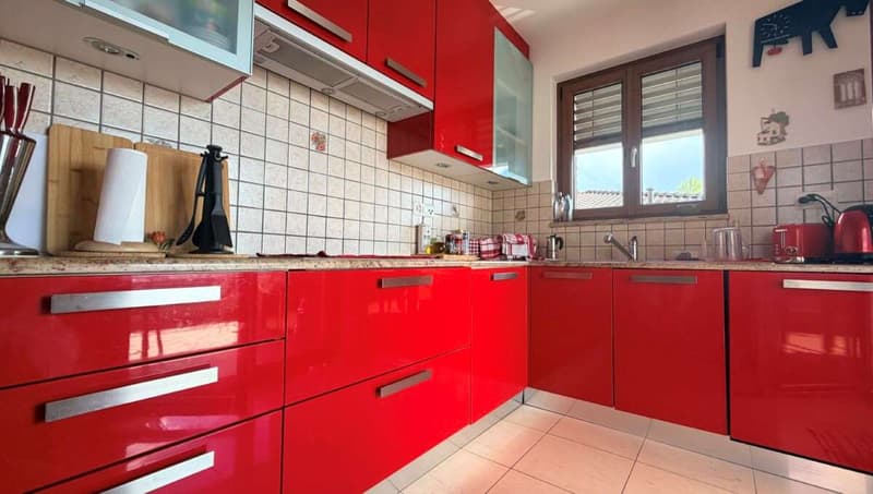 Bioggio - geräumiges 4,5-Zi-Wohnung mit Seeblick (5)