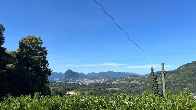 Rent 3 rooms with a view of Sonvico (2)