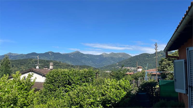 Rent 3 rooms with a view of Sonvico (7)