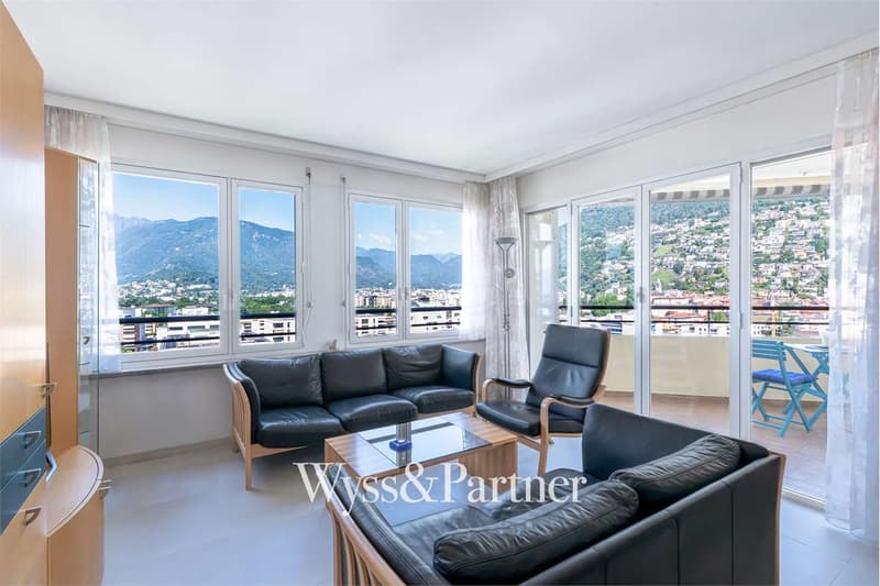 Attraktive 2.5-Zimmer-Wohnung mit Panoramablick - Zweitwohnsitz möglic (2)
