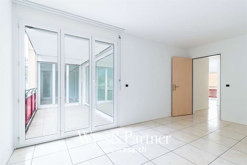 Geräumige und helle 4.5-Zimmer-Wohnung zu vermieten (9)
