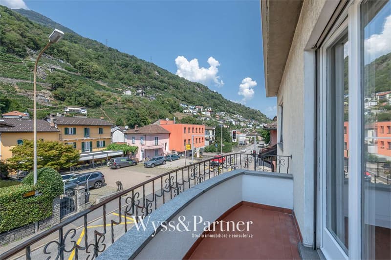 Spazioso appartamento 5.5 locali in zona centrale a Monte Carasso - Id (12)