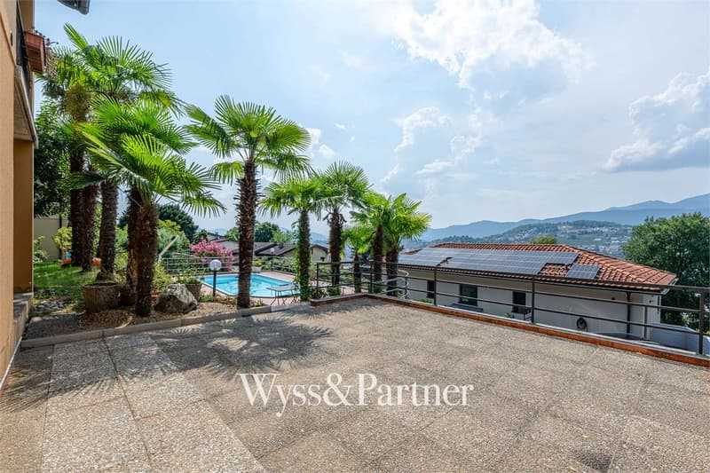 3,5 locali con giardino privato, terrazza e piscina a Pregassona (10)