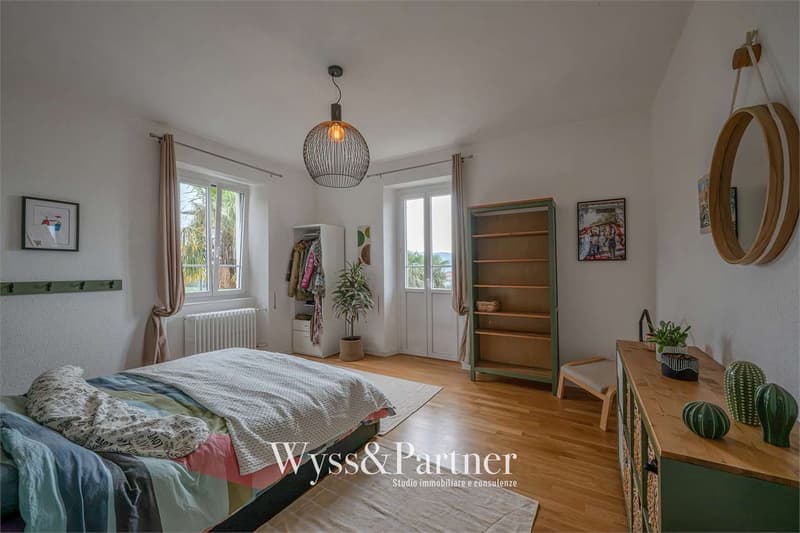 Casa singola con giardino, 3 camere da letto e 4 posteggi a Castel San (8)