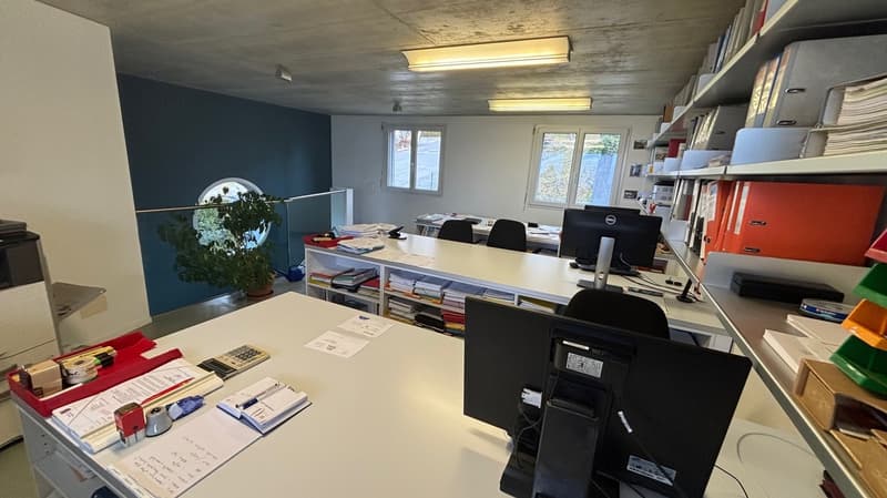 TESSERETE - Bureau moderne de 2 pièces (3)