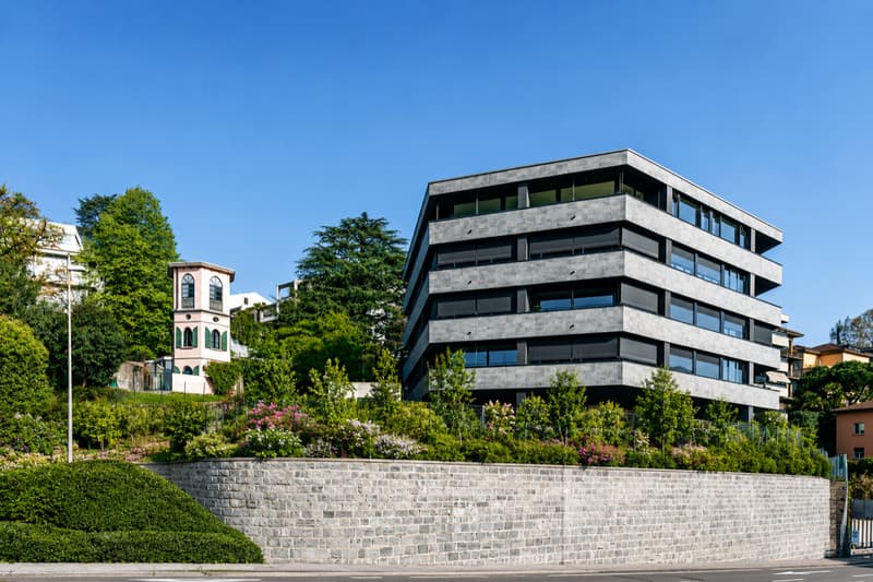 LUGANO - SPACIOUS 6.5-ROOM ATTIC WITH CITY AND LAKE VIEW (2)