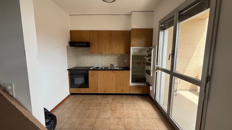 COLDRIERIO - SPACIOUS 1.5 ROOM APARTMENT FURNISHED WITH TERRACE (13)