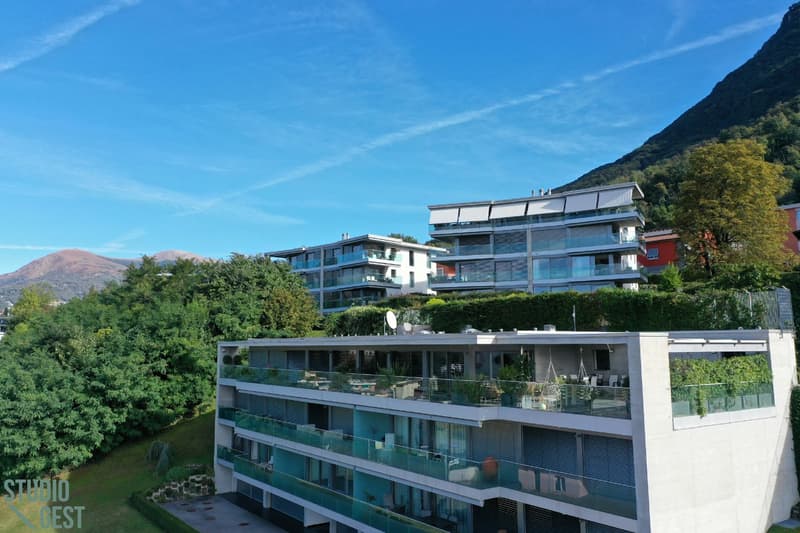 Elegante attico con grandissima terrazza coperta (5)