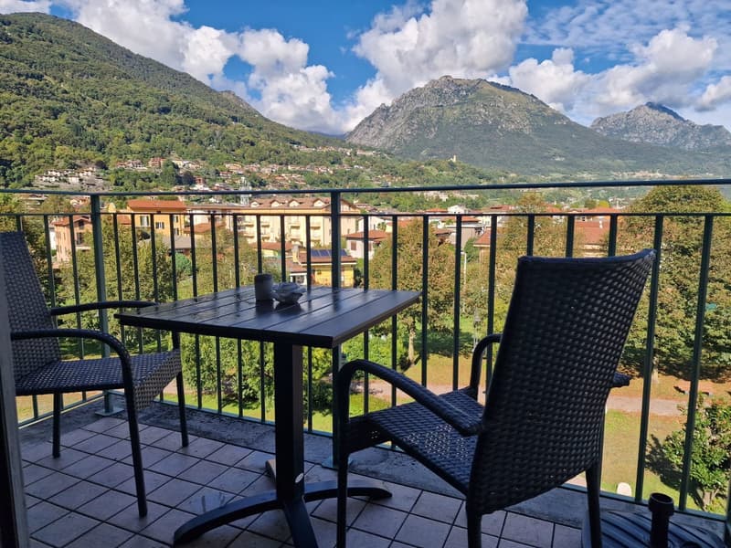 Elegante appartement deux pièces dans la résidence Porto Letizia (21)