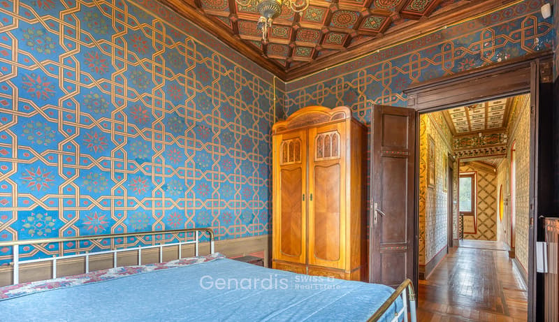 Villa storica di grande fascino, con forte carattere storico e decorativo. (32)