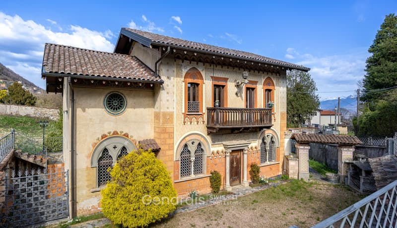 Villa storica di grande fascino, con forte carattere storico e decorativo. (40)