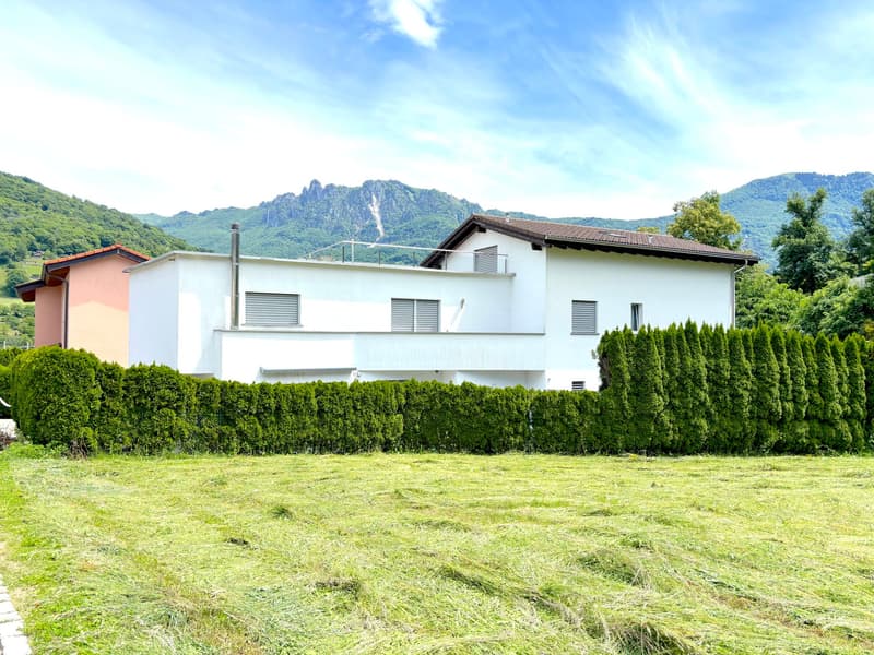 Villa moderne à quelques minutes de Lugano (2)