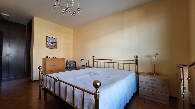 Wohnung mit Seeblick am Luganer See, geräumig, 3,5 Zimmer, zwei Badezimmer, mit Terrasse und Keller. (16)