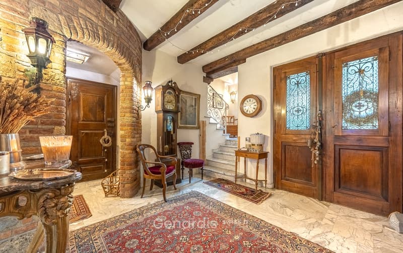 Villa élégante avec piscine et vue panoramique sur Collina d'Oro (2)