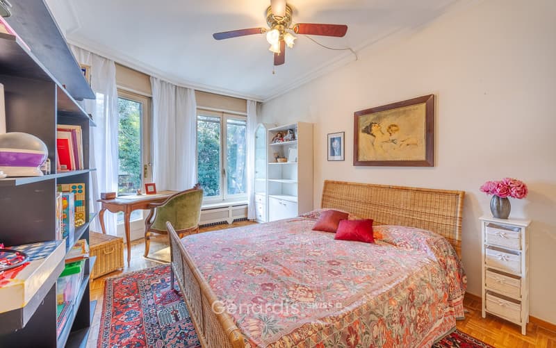 Villa élégante avec piscine et vue panoramique sur Collina d'Oro (24)