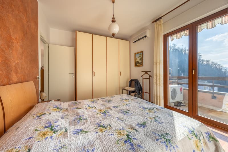 Elegantes Apartment mit 3 Zimmern und Seeblick in Campione d'Italia (14)