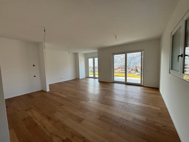 Neues Penthouse in Brusino - Seesicht und Bootsplatz! (7)