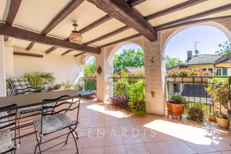 Splendida casa di 8 locali a Pura con ampio terrazzo soleggiato (1)
