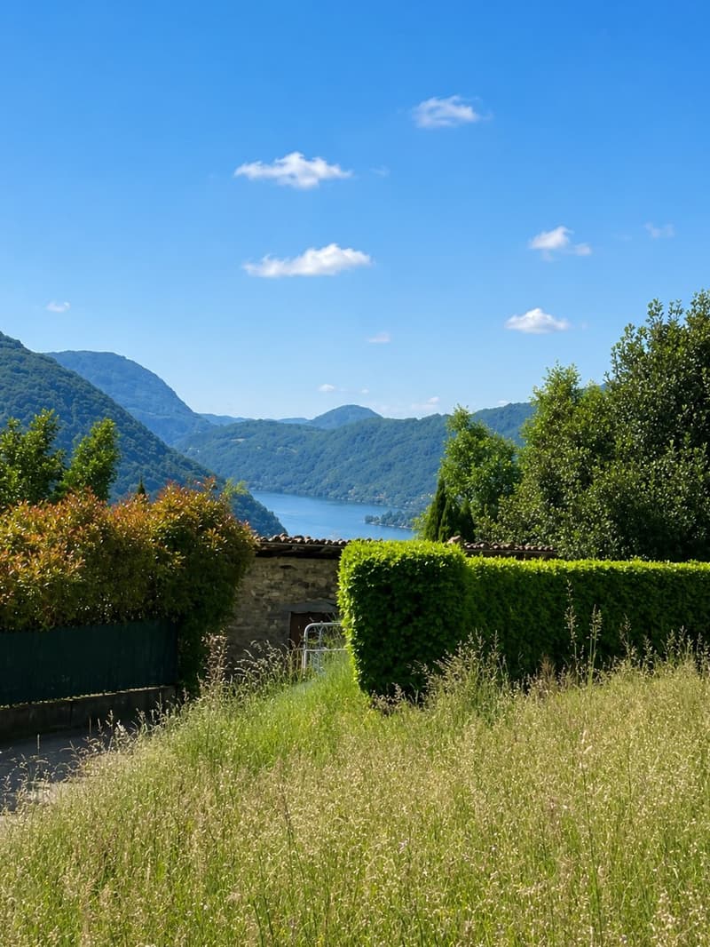 Terreno edificabile Residenziale pianeggiante, in posizione Tranquilla, Soleggiata, (2)