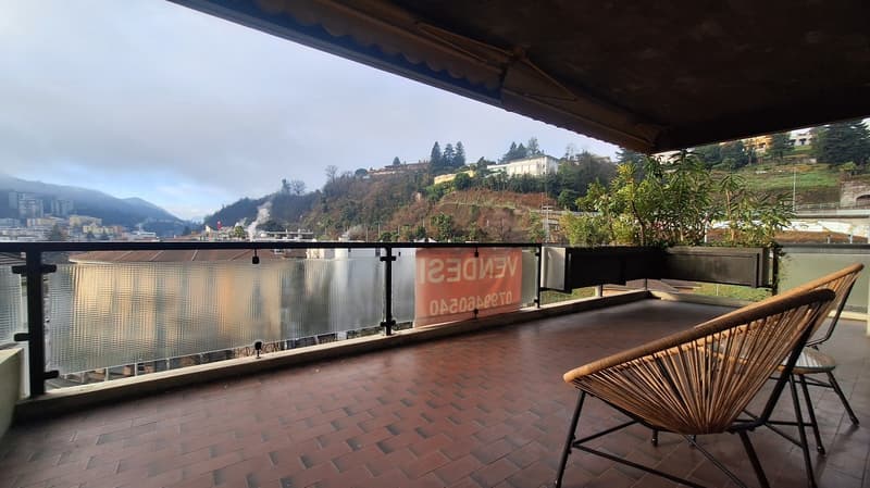 Lugano Centrale, Luminoso Appartamento con ampia Terrazza,  cantina, posto auto (3)