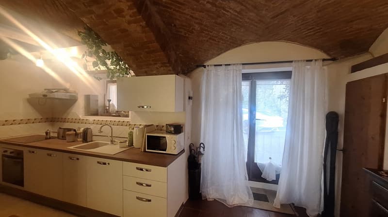 Accogliente  Casa con terrazza, giardino,  posto auto  privato,  Piscina (3)