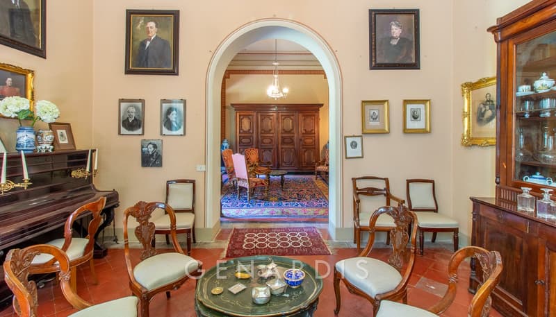 Affascinante villa storica del 1850 a breve distanza dalla Svizzera (12)