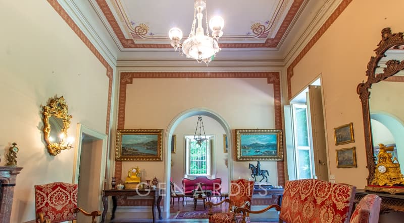 Affascinante villa storica del 1850 a breve distanza dalla Svizzera (10)