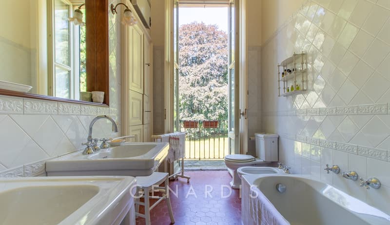 Affascinante villa storica del 1850 a breve distanza dalla Svizzera (31)