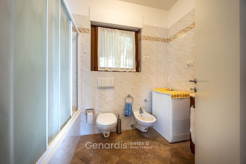 Elegante appartamento di 3 Locali con Vista Lago a Campione d'Italia (18)