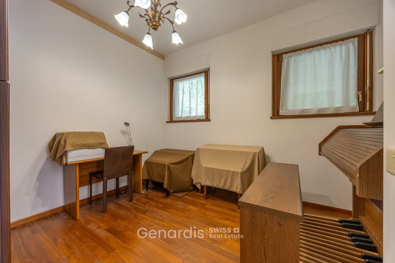 Elegante appartamento di 3 Locali con Vista Lago a Campione d'Italia (17)