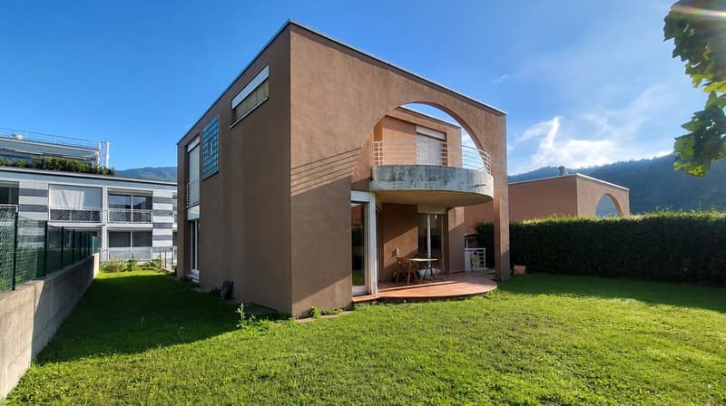 Soleggiata,   Confortevole Villetta indipendente  con portico, terrazza, giardino (3)