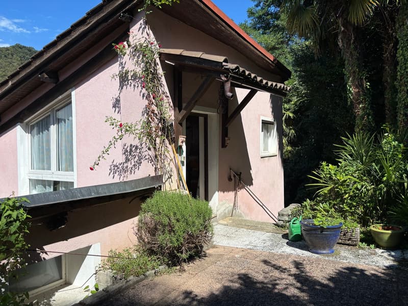 Casa unifamiliare con vista panoramica a Figino + 2 lotti terreno (12)
