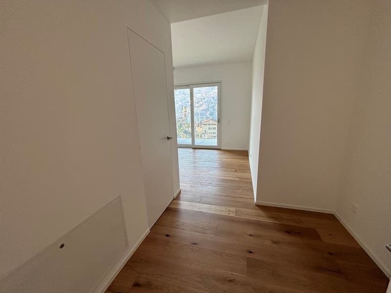Neues Penthouse in Brusino - Seesicht und Bootsplatz! (6)