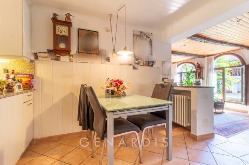Splendida casa di 8 locali a Pura con ampio terrazzo soleggiato (6)