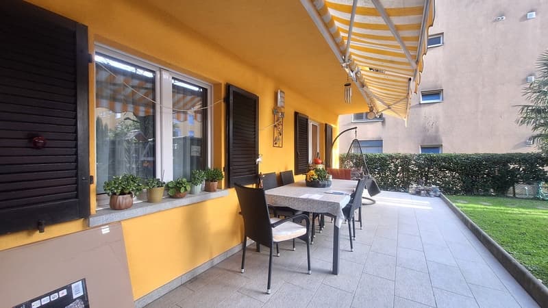 Soleggiata, Spaziosa, Casa Indipendente  con due Appartamenti, loc 3,5, Terrazza, giardino (2)