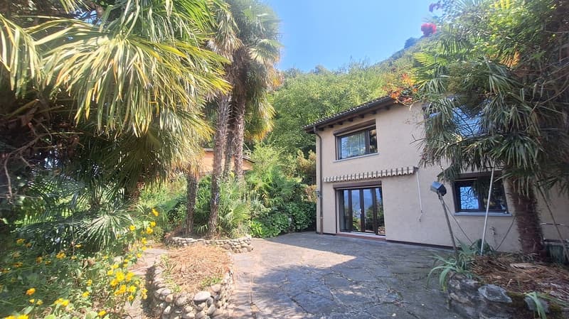 Soleggiata, Tranquillità, Spaziosa Villa indipendente con giardino, piscina (1)