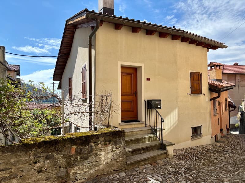 Graziosa casa unifamiliare con giardino - solo residenza primaria! (9)