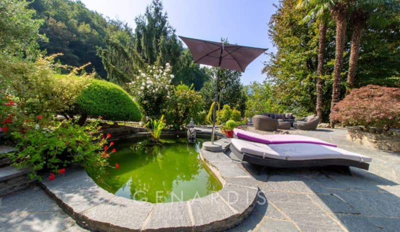 Rara opportunità - Villa uni-bifamiliare con piscina, terreno e privacy (11)