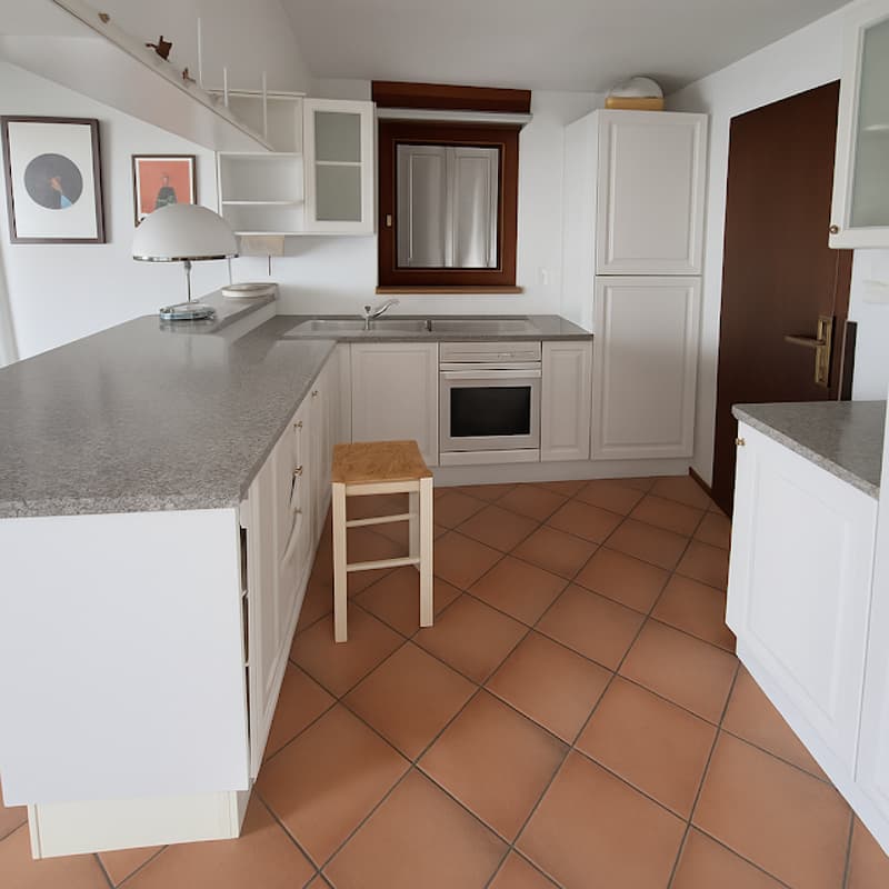 Soleggiata,  Tranquillità,  Spaziosa Villa  indipendente con giardino, piscina (15)