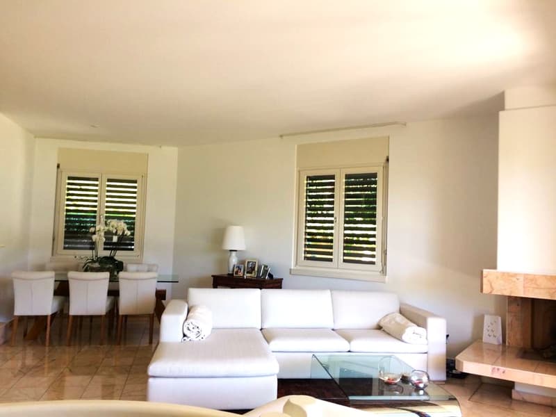 Confortevole Appartamento- Duplex di 3.5 locali a Lugano – Luminoso e Tranquillo (9)