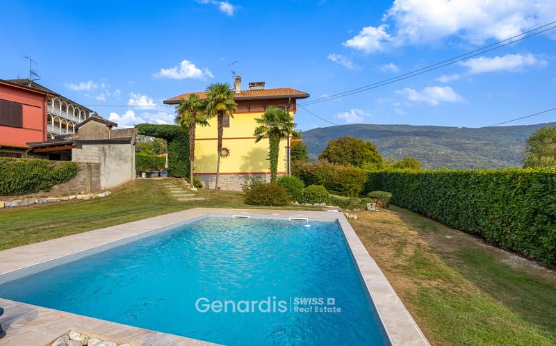 Incantevole villa unifamiliare a Cunardo – 7 locali con piscina e vista sulle montagne (3)