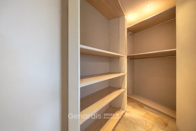 Incantevole villa unifamiliare a Cunardo – 7 locali con piscina e vista sulle montagne (19)