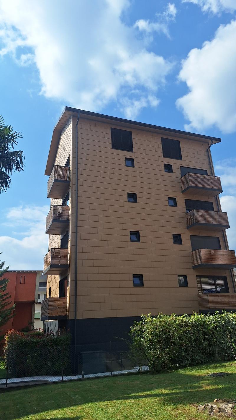 Esclusiva Residenza  a Reddito,  con 10 Appartamenti  a Lugano - Viganello (2)
