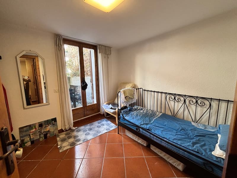 Graziosa casa con2 terrazze, giardino e 3 posti auto (6)