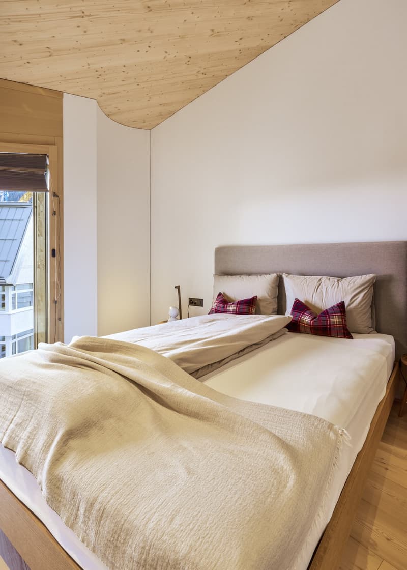 Duplex Penthouse with Private Sauna (9)